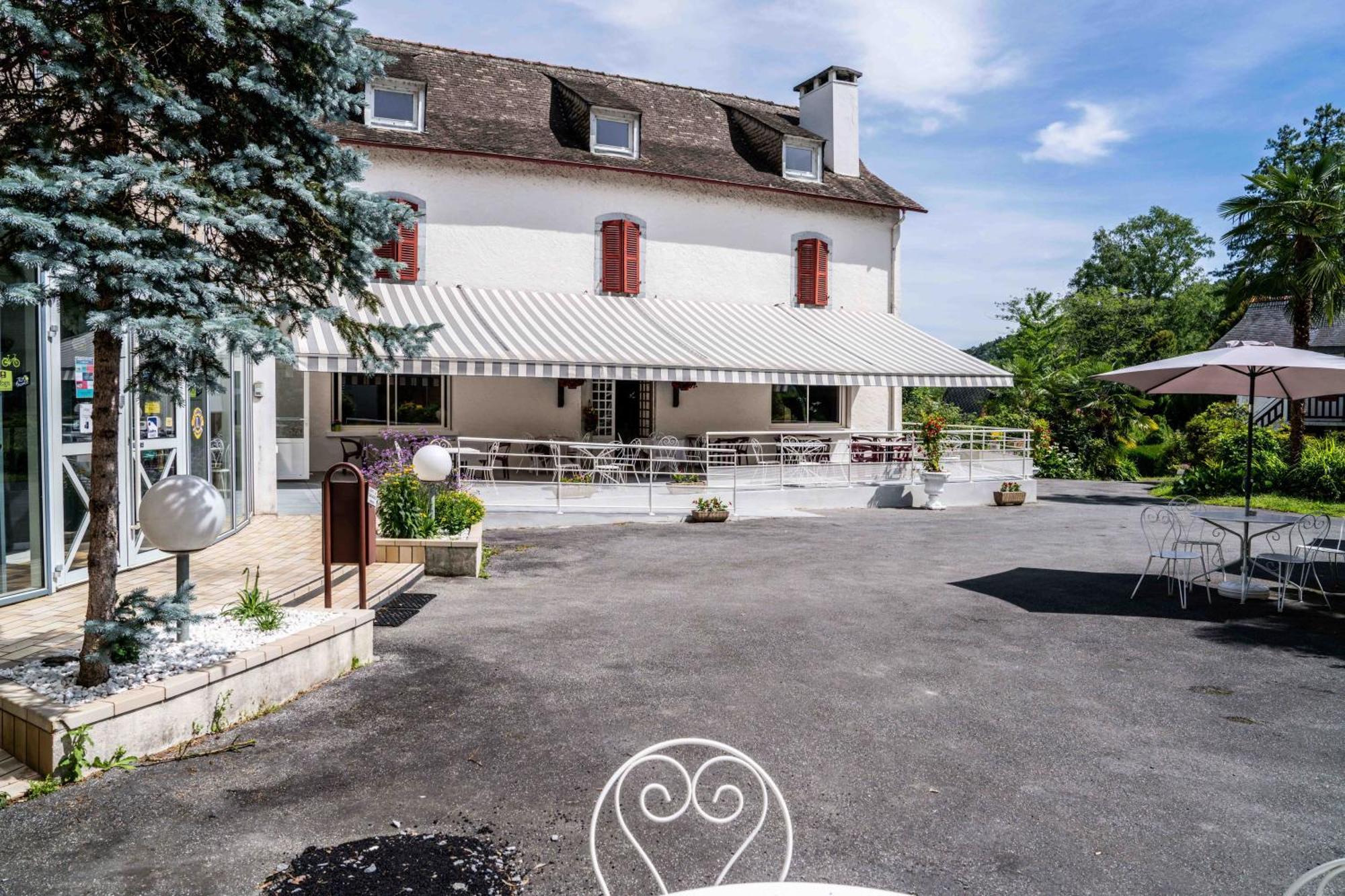 Logis Le Vieux Logis Hotel Lestelle-Betharram Luaran gambar
